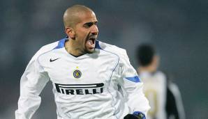 Platz 15: Juan Sebastian Veron (Gesamterlös: 116 Millionen Euro) - für 2,2 Mio. von Estudiantes zu Boca Juniors, für 17,5 Mio. zu Parma, für 30 Mio. zu Lazio, für 42,6 Mio. zu ManUnited, für 21,5 Mio. zu Chelsea und für 2,2 Mio. zu Estudiantes.