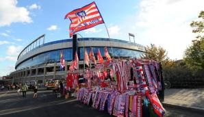 VICENTE CALDERON (Madrid): Noch steht das ehemalige Atletico-Stadion, der Abriss ist aber noch für 2019 geplant. Mit der Autobahn unter dem Stadion hindurch war das Calderon architektonisch einzigartig.