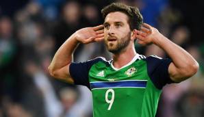 Will Grigg bejubelt seinen Treffer beim letzten Heimspiel der nordirischen Nationalmannschaft vor der EM 2016. Beim Turnier selbst kommt er nicht zum Einsatz.