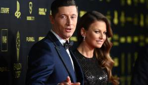 Robert Lewandowski mit Frau Anna auf dem roten Teppich beim Ballon d'Or.