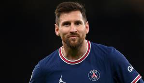 Platz 2 - LIONEL MESSI (Paris Saint-Germain): 110 Millionen Euro (Gehalt: 65 Millionen Euro, Sponsoren: 55 Millionen). An seine Einnahmen von 130 Millionen Euro in 2021 und 2022 kommt weiterhin keiner ran.