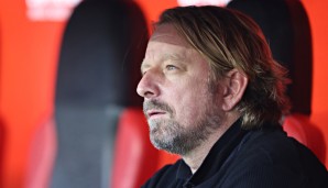 "Bielefeld und Magdeburg müssen schon gute Mannschaften haben, wenn beide nicht auf dem Platz stehen", äußerte Sven Mislintat sein Unverständnis. Die beiden Youngster sollen jedoch nicht beim VfB bleiben, sondern wohl neu verliehen werden.