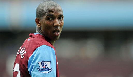 Ashley Young steht kurz vor einem Wechsel zu Manchester United