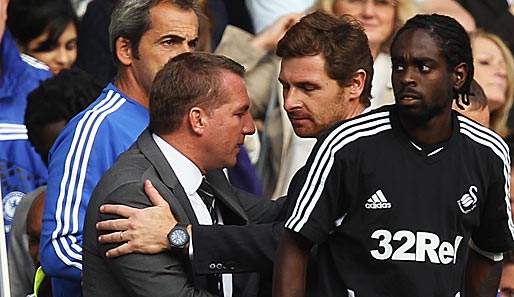 Brendan Rodgers (l.) und Andre Villas-Boas (M.) bei Swanseas 1:4 an der Stamford Bridge