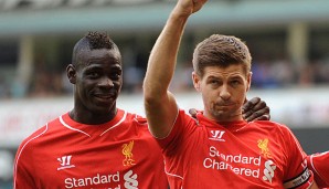 Mario Balotelli (l.) und Steven Gerrard scheinen sich gut zu verstehen