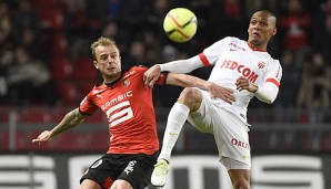 Fabinho (r.) steht im Fokus von Manchester United