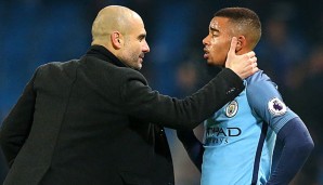 Seit der Ankunft von Gabriel Jesus (r.) sitzt Sergio Agüero auf der Bank