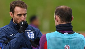 Gareth Southgate stellt Wayne Ronney bei regelmäßiger Einsatzzeit ein Comeback im Nationalteam in Aussicht