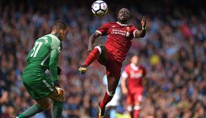 Sadio Mane sah nach seinem üblen Einsteigen gegen City-Keeper Ederson die Ampelkarte