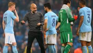 Schnelle Schulung auf dem Platz: Pep Guardiola mit Ilkay Gündogan