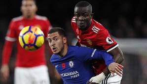 Eric Bailly und Eden Hazard im Zweikampf