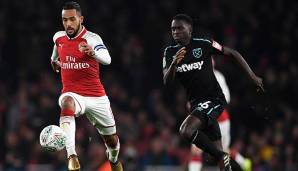 Theo Walcott im Laufduell im Carabao Cup