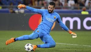 Alisson Becker: Oder gibt es beim Klopp-Team die ganz große Lösung auf der Torhüterposition? Romas Alisson soll unter anderem auch bei PSG weit oben auf dem Wunschzettel stehen.