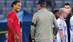 Virgil van Dijk freut sich mit Jürgen Klopp über sein Comeback nach langer Verletzungspause.