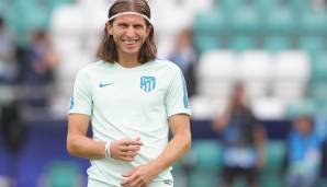 Filipe Luis: Ein anderer möglicher Außenverteidiger käme von Atletico. Laut AS steht Filipe Luis vor einem Wechsel zu PSG. Na, was denn nun?