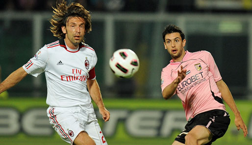 Zwei Supertechniker unter sich: Milans Andrea Pirlo (l.) und Palermos Javier Pastore