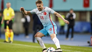 Caner Erkin tritt gegen De Boer nach