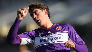 DUSAN VLAHOVIC: Der junge Fiorentina-Senkrechtstarter (18 Tore in 22 Spielen) gehört zu den begehrtesten Spielern Europas. Auch Juve soll unter anderem laut Daily Mail im Transferpoker mitmischen – wie auch Tottenham und angeblich Bayern und der BVB.