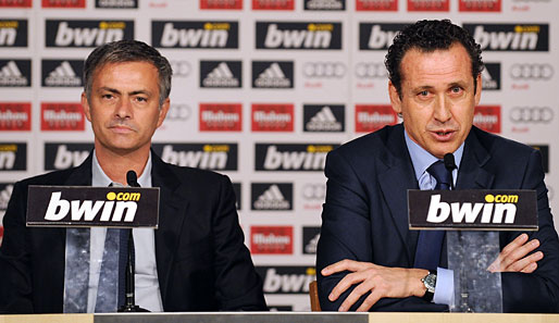 Jorge Valdano (r.) ist nach einem Machtkampf mit Jose Mourinho bei Real Madrid entlassen worden