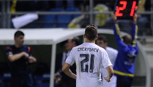 Der nicht spielberechtigte Denis Cheryshev bei seiner Auswechslung in Cadiz