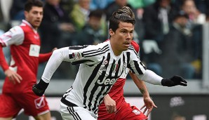 Hernanes soll den abgewanderten Andre Gomes im Valencia-Mittelfeld ersetzen