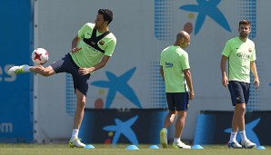 Auch im Training sind Vidal, Mascherano (M.) und Pique (r.) schon weder dabei