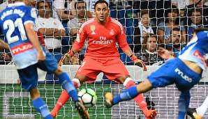 Keylor Navas macht sich für eine Parade im Tor von Madrid bereit