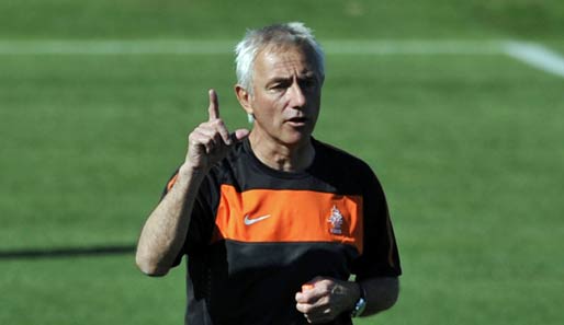 Bert van Marwijk ist zuversichtlich bald auf Arjen Robben zurückgreifen zu können