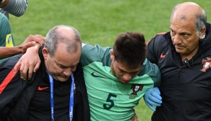 Raphael Guerreiro musste im Spiel gegen Russland ausgewechselt werden