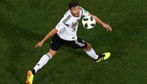 Jonas Hector: Postierte sich extrem hoch, teilweise sogar als Anspielstation im Strafraum. So konnte er beim Gegentor nicht mehr eingreifen. Zwei Abschlüsse im Strafraum. Insgesamt aber ineffizient. Note: 3,5.