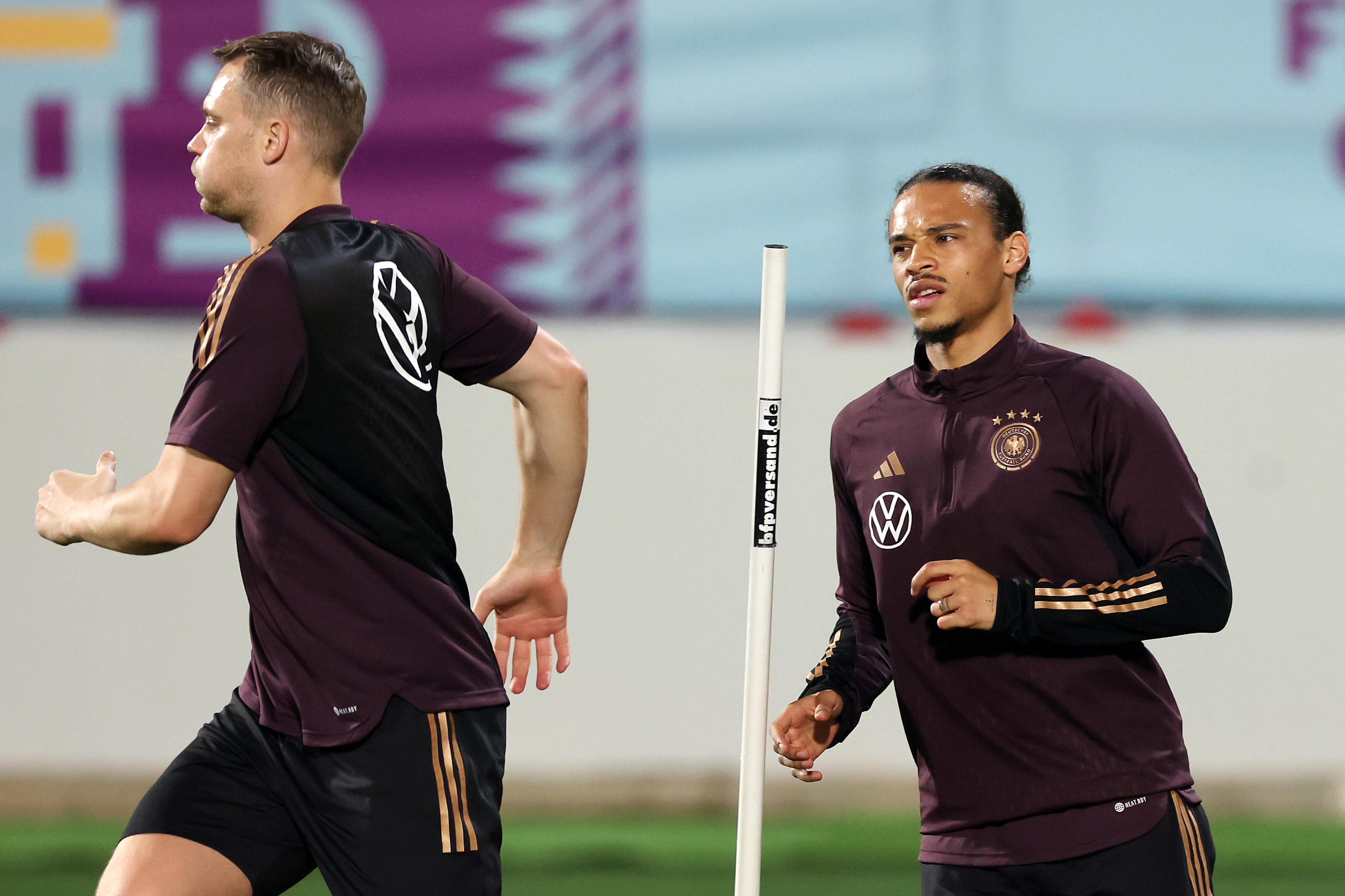 Leroy Sané am Freitag im Mannschaftstrainer der DFB-Auswahl in Al Shamal.