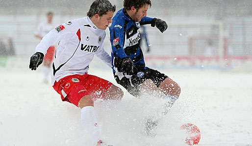 Oliver Petersch (l.) bleibt der zweiten Liga erhalten