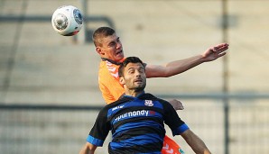 Edmond Kapllani (schwarz-blaues Trikot) wurde aus disziplinarischen Gründen aus dem Kader gestrichen