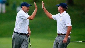 Hatten allen Grund abzuklatschen: Steve Stricker (l.) und Bill Haas (r.)