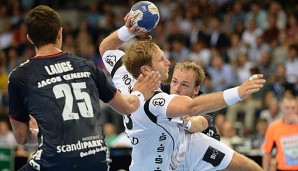 Steffen Weinhold (Mitte) und der THW Kiel werden es in der Saison 2015/2016 nicht leicht haben