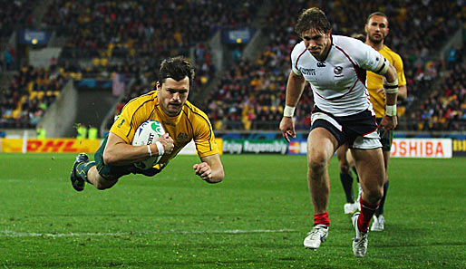 Adam Ashley-Cooper (l.) gelang in gerade mal sieben Minuten ein Hattrick