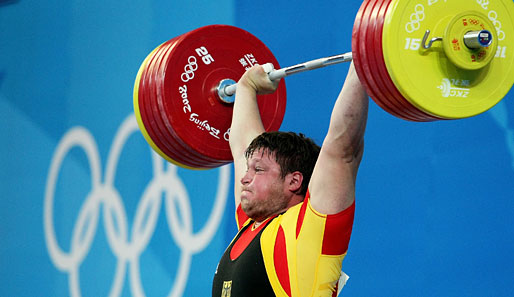 Olympiasieger Matthias Steiner fällt aufgrund eines Einrisses der Quadrizeps-Sehne für die WM aus