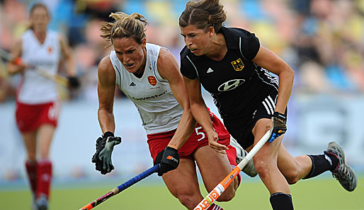 Natascha Keller (r.) ist als einzige deutsche Hockeyspielerin nominiert worden