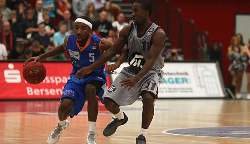 Dru Joyce (l.) wechselt vom Ligakonkurrenten aus Trier nach Oldenburg