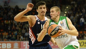 Nihad Djedovic (l.) kann mit Bayern München dank einer Wildcard in der Euroleague antreten