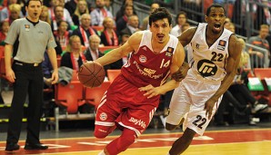 Antonio Graves (r.) bleibt weiterhin bei den Dragons