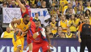 Reggie Redding (l.) verlor mit Alba Berlin zum Euroleague-Auftakt gegen ZSKA Moskau