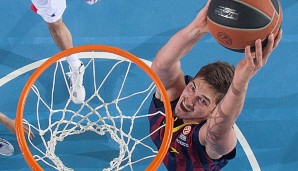 Tibor Pleiß kam auf sieben Punkte und sechs Rebounds