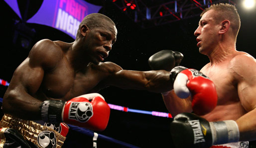 Steve Cunningham verlor im Dezember 2008 den IBF-Gürtel gegen Tomasz Adamek