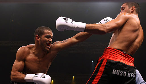 Yoan Pablo Hernandez (l.) trifft am 12. Februar auf Steve Herelius