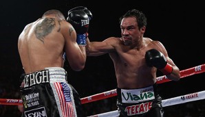 Juan Manuel Marquez (r.) ließ Mike Alvarado keine Chance