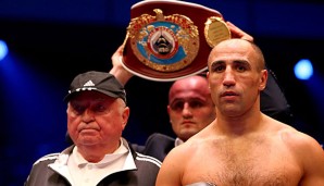 Nach der Niederlage gegen Gilberto Ramirez ist Trainer Ulli Wegner auf Arthur Abraham nicht gut zu sprechen