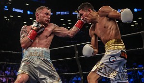 Carl Frampton (l.) konnte sich gegen Santa Cruz den Gürtel erkämpfen