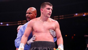 Marco Huck hat sich den kleinen Finger gebrochen