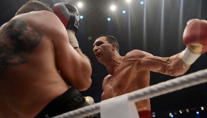 10. November 2012, IBF-, IBO-, WBO- und WBA-Titel: Sieg gegen Mariusz Wach durch UD